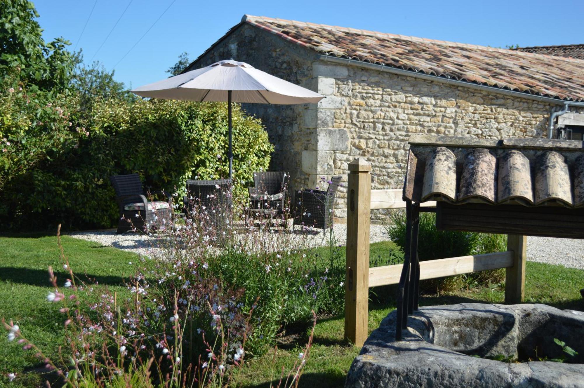 Floirac  Girauderies Chambres D'Hotes/B+B المظهر الخارجي الصورة